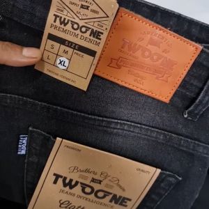 TWO ONE SINCE Celana Jeans Panjang Pria Slim Fit Stretch Black Jaz Scrup