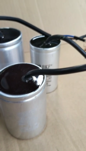Tụ điện động cơ xoay chiều điện dung 70uF NSC vỏ nhôm