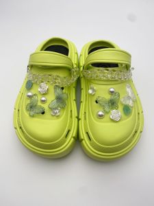 Crocs Jibbilz รองเท้าเครื่องประดับ DIY เสน่ห์สไตล์บาร็อครองเท้าผีเสื้อหัวเข็มขัดดอกไม้โซ่อุดตันสำหรับ Crocs