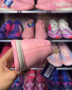 Sepatu Sneakers Pria Dan Wanita / Sepatu Futsal MILLS Flame 2.0 / Mills Flame 2.0