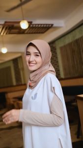 Shamira - Hijab Sport Pet Tebal Dewasa Jilbab Sport Pad Tebal Size S Kerudung Farra Jersey Premium