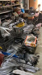 dao chặt cây được làm từ thép trắng nhật không rỉ sét bao sắc bén và chắc chắn khi sử dụng giá tận xưởng