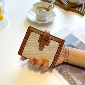 กระเป๋าสตางค์หนังวัว กระเป๋าสตางค์ผู้หญิง กระเป๋าสตางค์แบบสั้น กระเป๋าสตางค์ใบเล็ก ใบขับขี่ กระเป๋าสตางค์หนังวัวแท้ กระเป๋าสตางค์แฟชั่น กระเป๋าสตางค์แบบมีสายรัด