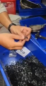 Lông đền sóng long đền vênh thép lò xo khắc phục tiếng kêu lọc cọc của bộ láp ( hộp số) xe ga