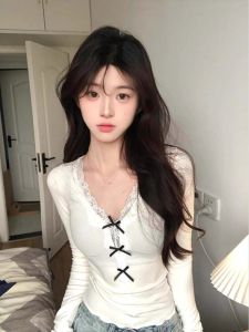 chaqi | Autumn Short Sleeve T-Shirt Base Shirt Butterfly Knot Lace Trim Gentle Long Sleeve Pure Desire Hot Girl Slim Fit V Neck Short Top