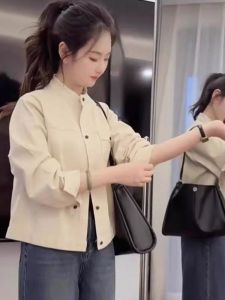 Casual Loose Womens Short Stand Collar Jacket Autumn 2025 New Korean Style Loose Fit High End Feeling Top Shirt