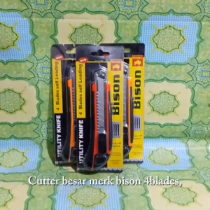 Cutter Besar Merk Bison 4Blades 4 Mata Pisau PER LUSIN