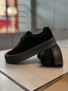 Fashionable Mens Thick Bottom Wear-Resistant Board Shoes Design Style Versatile Stylish Sports Outdoor Accessories