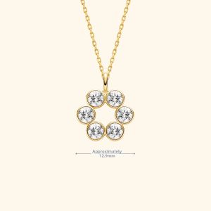 Helas | Lab Grown Diamond and 9k Gold Floral Pendant Necklace