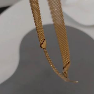 Lắc Tay Nữ Titan Kiểu Lưới Bằng Titan Đẹp Giá Rẻ - Đảm Bảo Không Đen Không Rỉ Sét Vĩnh Viễn