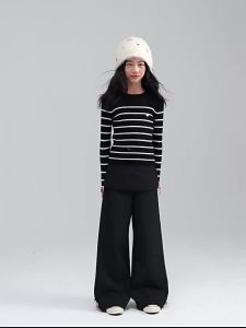 LOVESASAKIDS | Fine Goats Wool Blend Soft Sweater