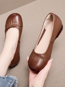 Leather Mom Shoes Soft Bottom Slip-On Casual Shoes for Middle-Aged And Elderly Women Comfortable Flat Bottom Leather Shoes