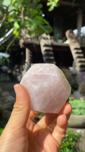 Quả cầu 12 mặt đá thạch anh QC1416 vật phẩm mang theo bên người thu hút may mắn - nặng 380gr đường kính 7.3cm