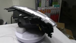 โคมไฟหน้า เลนส์ใส ทรงห้าง รถยนต์ รุ่น SUZUKI SWIFT 2018 รุ่นธรรมดา