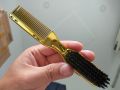 Chổi Phủi Tóc Nam Lông Mềm Kèm Lược. Cây Phủi Tóc Nam Barber 2 Đầu Vàng 24K Siêu Đẹp.. 