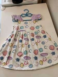 USED MINDLOVE Little Baby (มายเลิพ) เสื้อผ้าเด็กชุดเดรส ส่งต่อชุดเด็กมือสอง อายุ 9-12 เดือน มาพร้อมกับที่คาดผมสีม่วงชมพูน่ารักมากๆ 9-12 months 100% Cotton