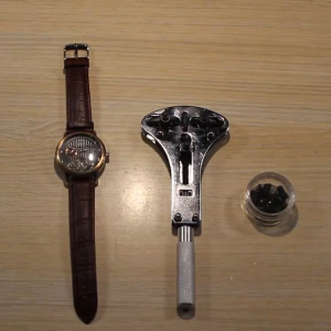 Pembuka Tutup Jam / Reparasi Perbaikan Ganti Baterai / Stainless Case Opener Watch