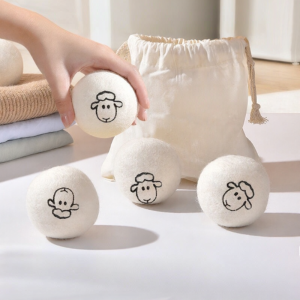 ลูกบอลป้องกันพันกันและลดริ้วรอย 4 ชิ้น