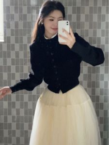 French Unique Knitted Jacket And Mesh Half Skirt Two-Piece Set Elegant Complete Outfit Autumn Season Womens Fashion Set