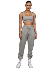 ชุดกีฬาสั้นสำหรับผู้หญิง ชุดกีฬาสองชิ้น แขนยาว คอกลม ทรงหลวม ชุดออกกำลังกายแบบลำลอง ชุดกีฬาสำหรับผู้หญิง