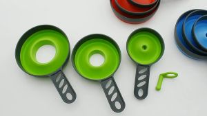 Set Corong Oli / Peralatan Dapur / Tiga Ukuran Berbeda / Corong Air Bahan Plastik