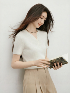 HOPESHOW | White V-Neck Fine Rib Stylish Knit Top