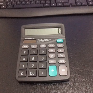 Basic Calculator Digital Scientific Calculator solar Panel Electronic Calculator For office School (Not Include Battery)Desk 12-Digit Solar Battery Office with Large LCD Display Big Sensitive Butto Dual Power Desktop