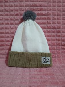 topi kupluk rajut pom pom versi two-tone premium