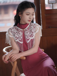 Retro Lace Younger Style Chinese-Inspired Shawl Off-Shoulder with Pearl Tassels for Cheongsam