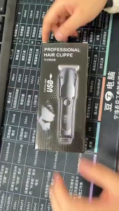 [ทดลองใช้ฟรีหนึ่งเดือน] แบตเตอร์เลี่ยน ปัตตาเลี่ยนไร้สาย ปรับระดับ แบตตาเลี่ยน อย่างดีระดับช่างตัดผมมืออาชีพ Hair clipper ปัตตาเลี่ยนตัดผม ปัตตาเลี่ยนไฟฟ้าไร้สาย บัตตาเลี่ยนตัดผมไร้สาย ปัตตาเลี่ยนตัดผมไฟฟ้าไร้สาย พร้อมที่รองหวี4ชิ้น COD