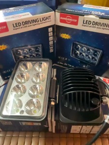 Bóng đèn led trợ sáng Samon dùng chung điện 12v và 24v. Bóng đèn trợ sáng dùng cho ô tô xe tải chống nước cực tốt (1 chiếc)