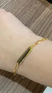 Poh Heng Jewellery 22K Love Script Bracelet in Yellow Gold[Price By Weight]