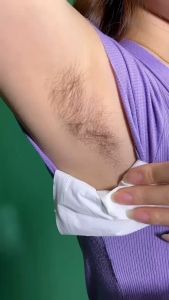 1 ชุด กำจัดขน มูสของ 150 มล กำจัดขนอย่างโยน ไม่เป็นอันตรายต่อผิว ป้องกันขนไม่ขึ้นใหม่ ไม่ทิ้งร่องรอย อ่อนโยนและไม่ระคายเคือง