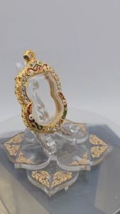 T#เสมา 88 ตลับพระ/กรอบพระไมคอนฝังพลอยทองสูตร วงใน 2.3*3.5ซม. สำหรับใส่เหรียญเสมาทั่วไปหรือพิมพ์ใกล้เคียง เป็นต้น **ขนาดที่ใส่สวย 2.0*2.2 ซม**