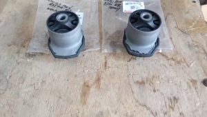 ORIGINAL MYVI LAGI BEST AXLE BUSH 2PCS REAR 48725-B1050