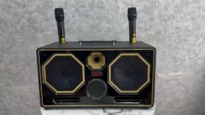 LOA KARAOKE BLUETOOTH SOUNDBOX 288G 2 BASS 20CM1 TREBLE 2 MID 450W ÂM THANH SÔI ĐỘNG KÈM 2 MICRO UHF BH 12 THÁNG