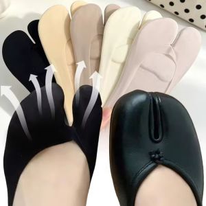5Pairs Women Solid Color Split Toe Socks Ice Silk Boat Socks Summer Thin Invisible Low Cut Non Slip Breathable Comfort