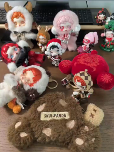SKULLPANDA Winter Symphony Series Plush
