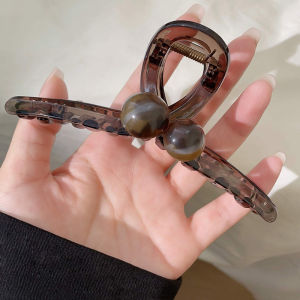 กิ๊บติดผมขนาดใหญ่สไตล์ย้อนยุคสำหรับผู้หญิง กิ๊บติดผมรูปฉลาม ทรงหรูหรา ทรงเรขาคณิต สไตล์เกาหลี ฤดูใบไม้ร่วง 2024