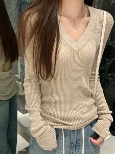 Slim Fit Long Sleeve V-Neck Knitwear Hollow out Back Design Thin Style Womens Autumn New Fashion Pure Desire Style Sun Protection Top
