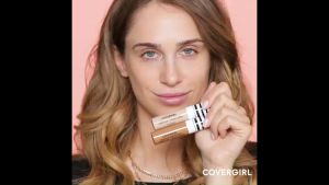 Kem che khuyết điểm COVERGIRL TRUBLEND UNDERCOVER CONCEALER 10ml không chứa dầu phù hợp với mọi loại da kể cả da mụn của Mỹ