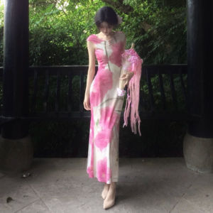 Gentle and Stylish Fitted Skirt Dress