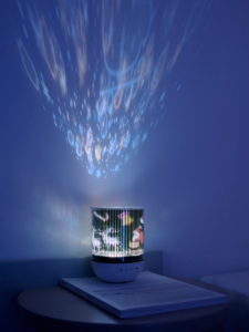 Dynamic projection lampDynamic Projection Lamp Bluetooth Speaker 360 Rotating Romantic Atmosphere Lamp NightLight