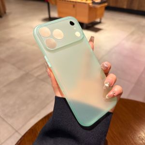 AO.HU | Ultra-Thin Matte Transparent Menthol Green Anti-Fingerprint Protective Case