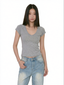 withmin | Slimming Waist Accentuating Short Sleeve T-Shirt V-Neck