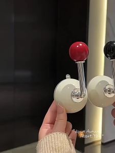 Cream Style Round Ball Suction Hooks Punch-Free No Trace Hooks Storage Hangers for Bathroom & Dresser Clothes & Hat Organizer
