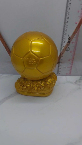 Piala trophy replika ballon d or tinggi 15 cm