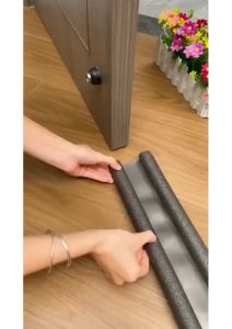 ที่กันแมลง ที่กันเสียง ที่กันแสงเข้า ที่กันฝุ่น ที่กั้นประตู ที่กันแอร์ออก ขอบโฟมกั้นช่องว่างระหว่างประตู ติดตั้งง่าย