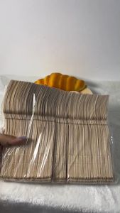 ส้อมไม้ใช้แล้วทิ้งขนาด 20 ซม. (แพ็ค100ชิ้น)