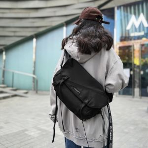 Black Messenger Bag Large Capacity Crossbody Bag for Women Fashionable Cool Brand Sport Function Workwear Style Student Bag